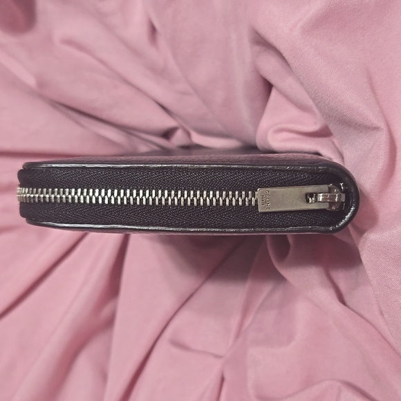 Celine long zipper wallet with Yellow interior in leather (Authentic) - Picture 9 of 13